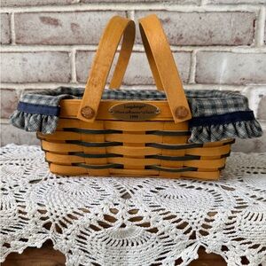 Vintage 1999 Longaberger Heartland Woven  Memories Basket liner protector